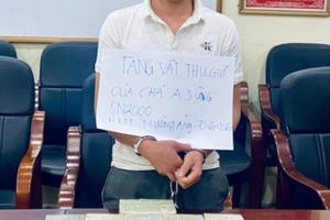 Triệt phá thành công đường dây mua bán 16 bánh heroine