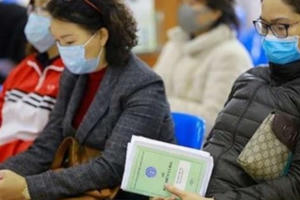 Góc nhìn từ việc làm: Một năm đại dịch Covid-19 Góc nhìn từ việc làm: Một năm đại dịch Covid-19