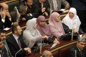 Luật pháp Ai Cập quy định như nào về việc bảo vệ phụ nữ trước tình trạng tấn công tình dục?