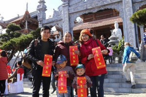 Sa Pa khai mạc Hội xuân mở Cổng trời Fansipan