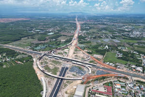 Chặng đua cuối trên cao tốc Biên Hòa - Vũng Tàu