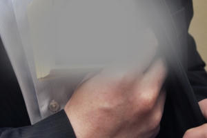 Bắt giữ cán bộ chính sách xã tham ô 100 triệu đồng tiền hỗ trợ cho người nghèo