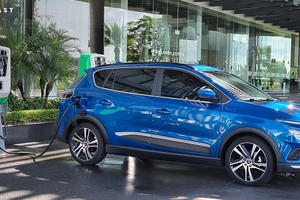 Hình ảnh thực tế đầu tiên của VinFast VF e34