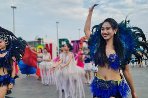 Rực rỡ sắc mầu Carnaval đường phố tại Đồ Sơn