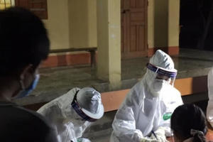 Những sinh viên 'căng mình' truy vết F0 ở Hải Dương