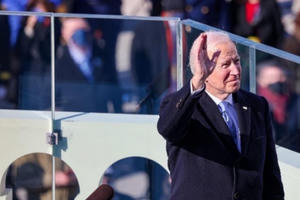 Nhậm chức tổng thống Mỹ thứ 46, ông Joe Biden hứa là “tổng thống của mọi người Mỹ“