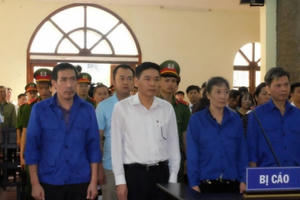 Nhiều nhân chứng không đến phiên tòa xử vụ gian lận điểm thi THPT ở Sơn La