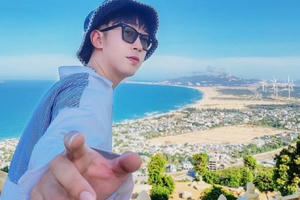 Theo chân vlogger, youtuber, travel blogger khám phá du lịch Việt