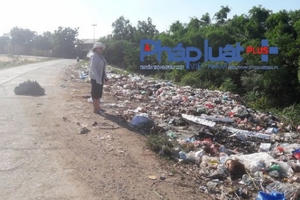 Yên Lạc (Vĩnh Phúc): Người dân bức xúc vì phải sống chung với... bãi rác