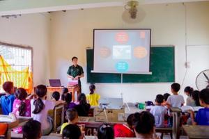 BĐBP Sóc Trăng tuyên truyền về biên giới cho học sinh người dân tộc Khmer khu vực biên giới biển