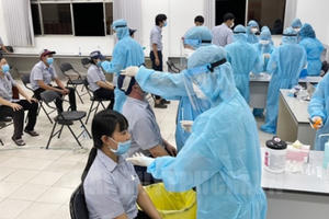 Trong một tuần, cả nước ghi nhận trên 800 ca nhiễm Covid-19 mới