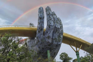 Cầu Vàng nằm trong Top đầu danh mục 100 điểm đến tuyệt vời nhất thế giới