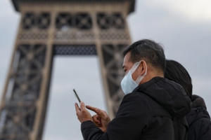 Số ca tử vong vượt mốc 1.000, Pháp sẽ xét nghiệm Covid-19 quy mô lớn