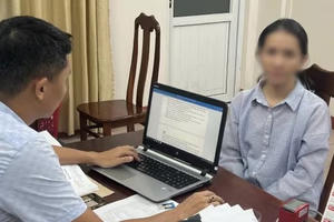 Chiếm đoạt 4,6 tỷ đồng, "nữ quái" ra đầu thú sau 5 năm trốn truy nã