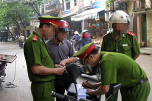 Theo Thông tư mới, từ ngày 15/9 Công an phường có được dừng phương tiện giao thông?