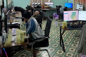 Đập tan ổ nhóm tội phạm công nghệ cao chiếm đoạt hơn 21.000 tài khoản thẻ tín dụng Đập tan ổ nhóm tội phạm công nghệ cao chiếm đoạt hơn 21.000 tài khoản thẻ tín dụng