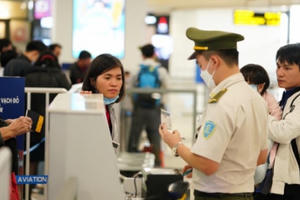 Hà Nội yêu cầu tạm dừng cấp visa cho du khách đến từ vùng dịch virus corona