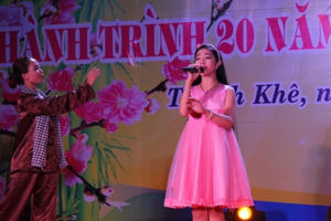 Đà Nẵng: Thi ca sóng đôi trong đêm Thơ Nguyên tiêu 2017