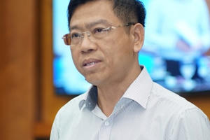 Trung Quốc ngưng nhập khẩu, Việt Nam trở thành “bãi chứa” container phế liệu!