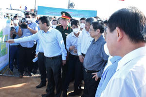 Thủ tướng kiểm tra dự án Long Thành: "Ai không làm đứng sang bên"