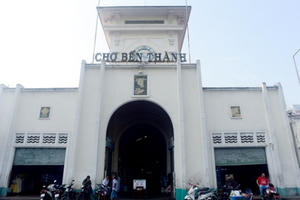 Tiểu thương chợ Bến Thành "than trời" vì ế khách trong mùa dịch