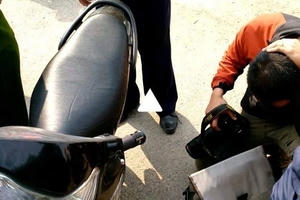 Hà Nội: Tác nghiệp ở KĐT Xuân Phương, một phóng viên bị hành hung