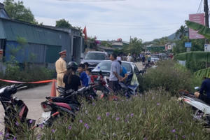 Nghi án người mẹ cùng ba con tự thiêu, Giám đốc Công an Hà Tĩnh trực tiếp đến hiện trường chỉ đạo vụ việc