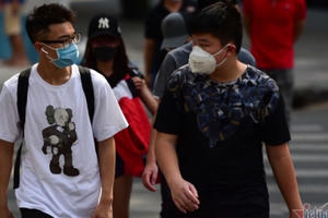 TP.HCM phạt đến 300 ngàn đồng nếu không đeo khẩu trang nơi công cộng