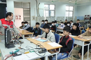 Tổng Cục trưởng Trương Anh Dũng: Đội ngũ nhà giáo đóng vai trò then chốt, quyết định về nâng cao chất lượng giáo dục nghề nghiệp