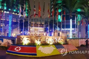 Báo chí nước ngoài ca ngợi thành tựu và lòng hiếu khách của Việt Nam