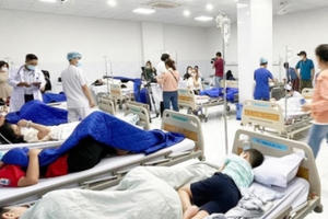 Khánh Hòa: Kiểm tra toàn bộ bếp ăn trường học sau vụ học sinh ngộ độc tập thể Khánh Hòa: Kiểm tra toàn bộ bếp ăn trường học sau vụ học sinh ngộ độc tập thể