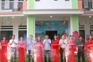 Khánh thành công trình chào mừng kỷ niệm 65 năm ngày Bác Hồ lên thăm Lào Cai Khánh thành công trình chào mừng kỷ niệm 65 năm ngày Bác Hồ lên thăm Lào Cai