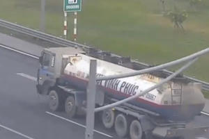 Vụ xe bồn lùi xe trên cao tốc:  Sẽ bị xử phạt theo quy định mới