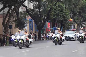 Phân luồng giao thông phục vụ Chương trình nghệ thuật chính luận "Tự hào người Việt Nam"