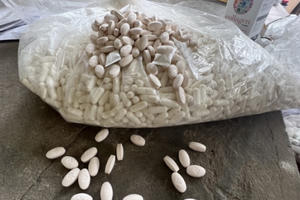 Triệt phá cơ sở sản xuất thực phẩm chức năng giả tại huyện Chương Mỹ Triệt phá cơ sở sản xuất thực phẩm chức năng giả tại huyện Chương Mỹ