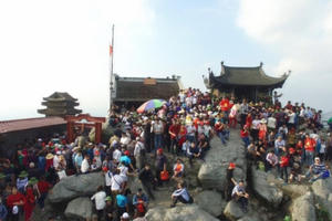 Lo lắng trước "nạn" Corona, Quảng Ninh tạm dừng khai hội Xuân Yên Tử 2020