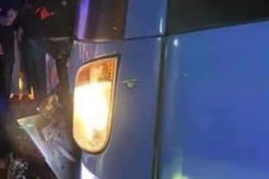 Gia Lai: 3 người thiệt mạng sau cú va chạm với xe khách