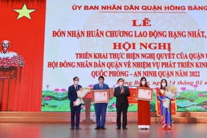 Quận Hồng Bàng (Hải Phòng): Lễ đón nhận Huân chương Lao động hạng Nhất, hạng Ba