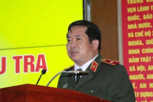 Giám đốc Công an tỉnh Quảng Ninh công khai số điện thoại cá nhân làm đường dây nóng Giám đốc Công an tỉnh Quảng Ninh công khai số điện thoại cá nhân làm đường dây nóng