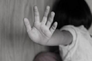 Điều tra nghi vấn bé gái 11 tuổi bị nhiều đối tượng xâm hại