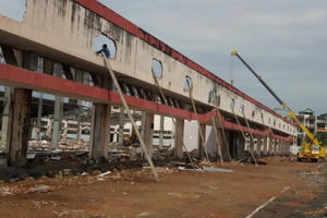 Địa ốc 24h: Dự án đang GPMB đã rao bán, ban hành khung giá dịch vụ mới nhà chung cư