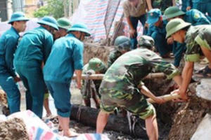 Đào móng xây nhà, phát hiện quả bom nặng 250kg