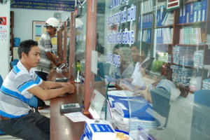 Kinh tế 24h: Chi trả gấp 280 lần mức lương cơ sở để thu hút nhân tài làm việc?