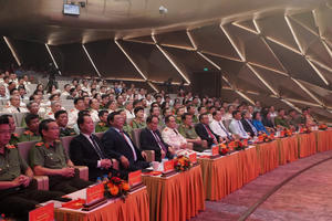 Công an thành phố Hà Nội đón nhận Huân chương Chiến công hạng Nhất