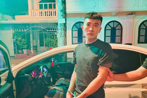 Bắt giữ 2 đối tượng, thu giữ hơn 0,5 kg ma tuý các loại