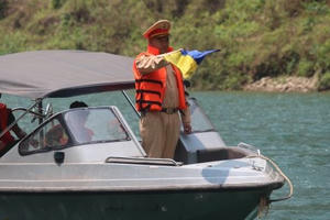 Hà Giang: CSGT Công an huyện Mèo Vạc tích cực giữ gìn bình yên sông nước