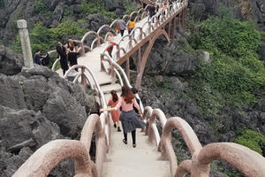 Địa ốc 24h: Quyết tâm triển khai hỗ trợ nhà ở hộ nghèo, công trình không phép tại khu di sản Tràng An