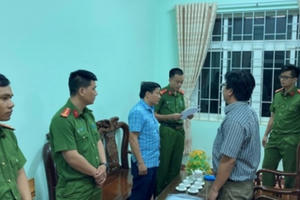Đắk Nông: Khởi tố, bắt tạm giam hiệu trưởng nghi chiếm đoạt 800 triệu đồng tiền thu của học sinh
