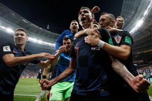 Ngược dòng hạ tuyển Anh, Croatia vào chung kết World Cup