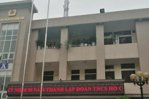 Vụ Phó Hiệu trưởng trường THPT Vân Nội bị tố đánh nữ sinh: Công an huyện Đông Anh nói gì?